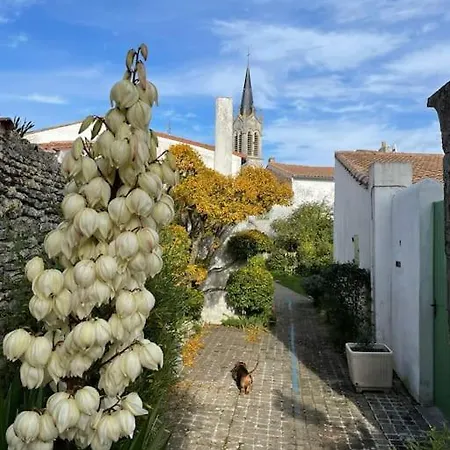 Semesterbostad Maison De Charme A La Couarde-sur-Mer
